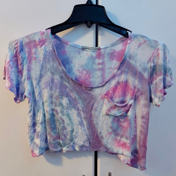 Tresics Tie Dye Crop Top - Picture 2 of 5